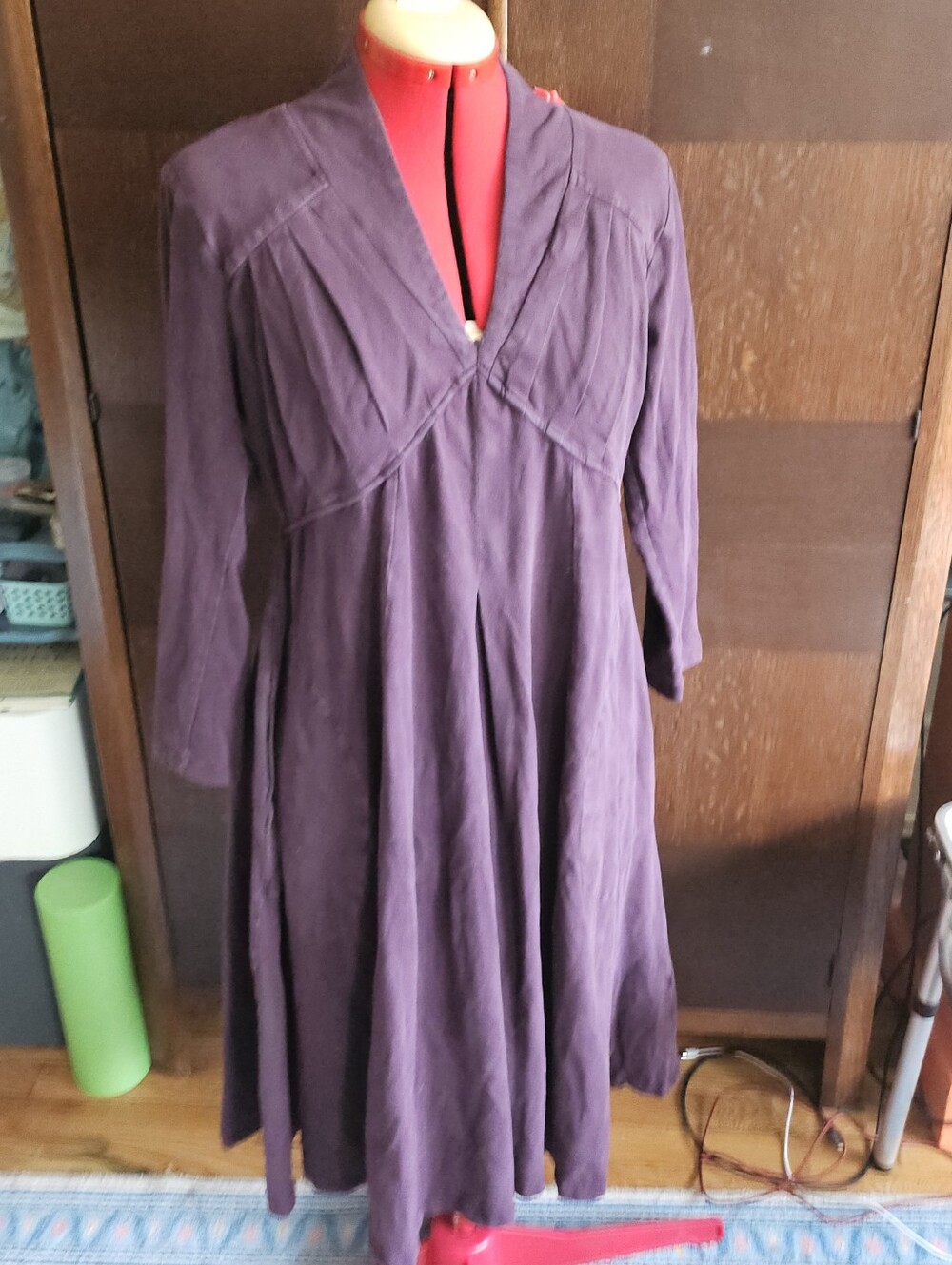 eshakti Purple Pleated V-Neck Long Sleeve Midi Dress